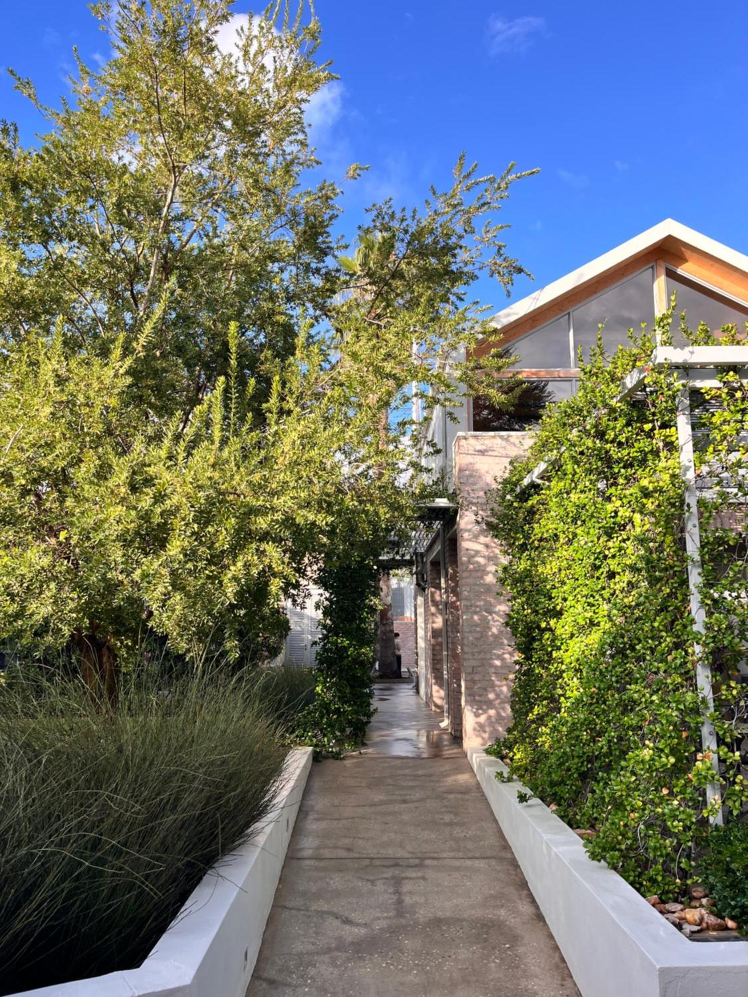 The Windhoek Luxury Suites Exteriör bild