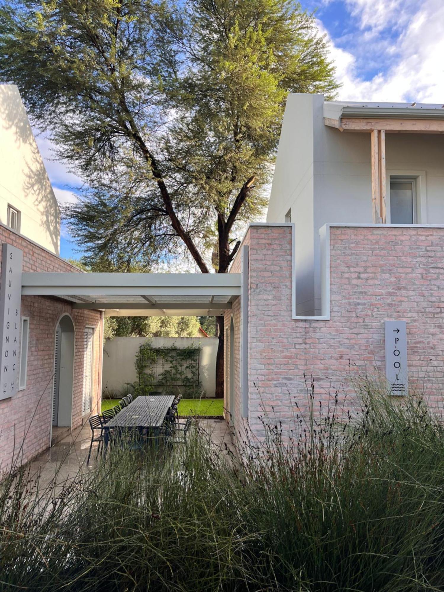 The Windhoek Luxury Suites Exteriör bild