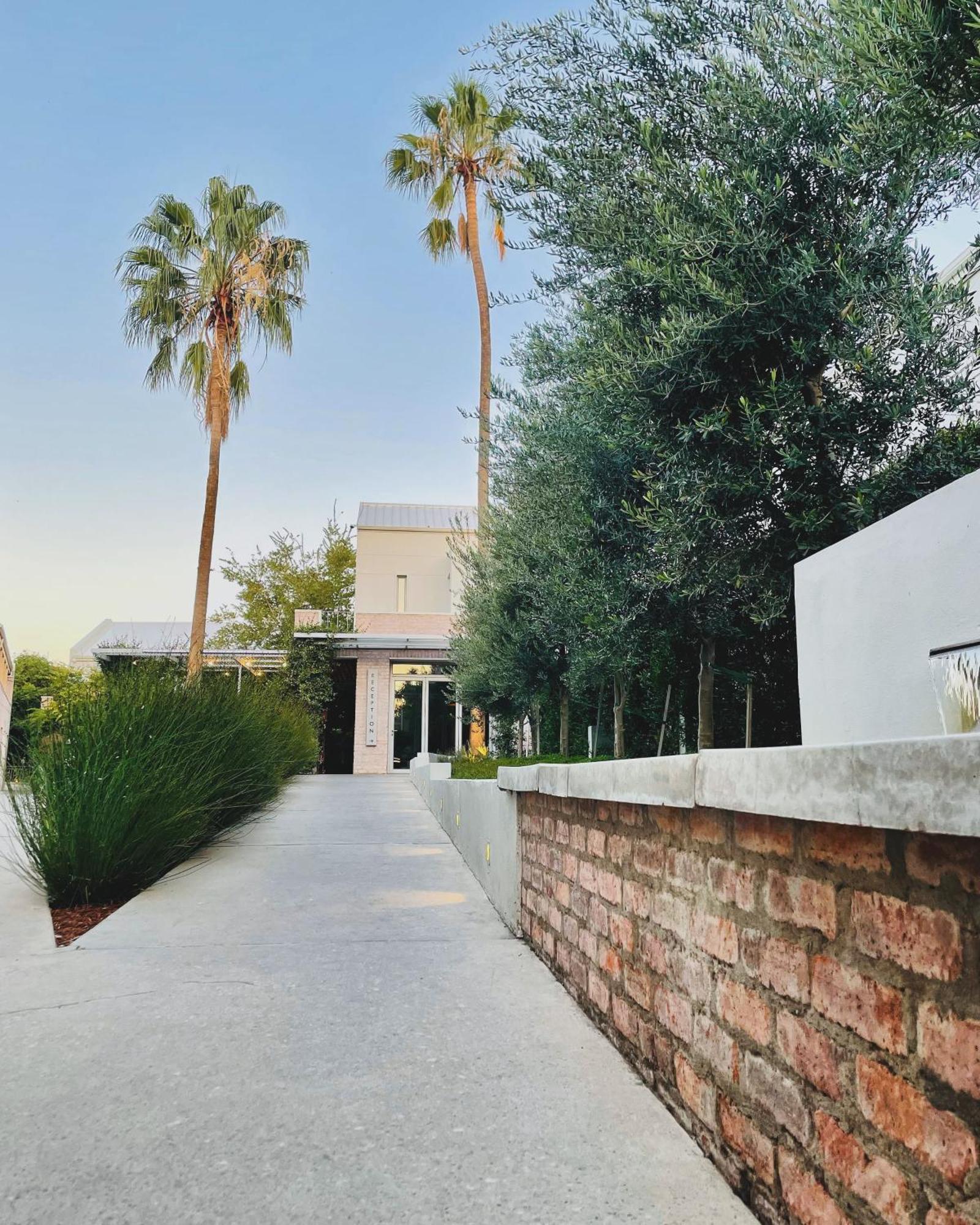 The Windhoek Luxury Suites Exteriör bild