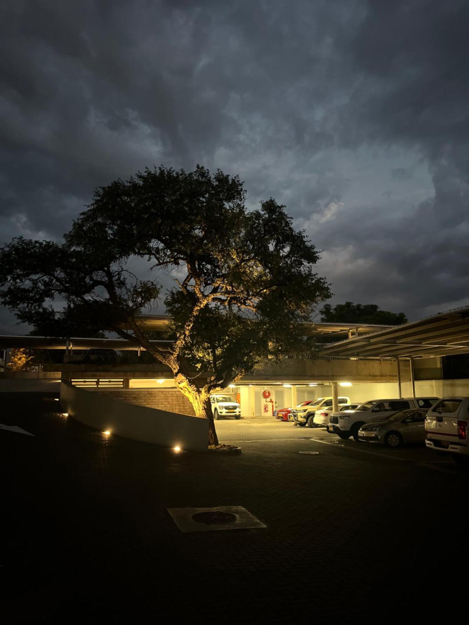 The Windhoek Luxury Suites Exteriör bild